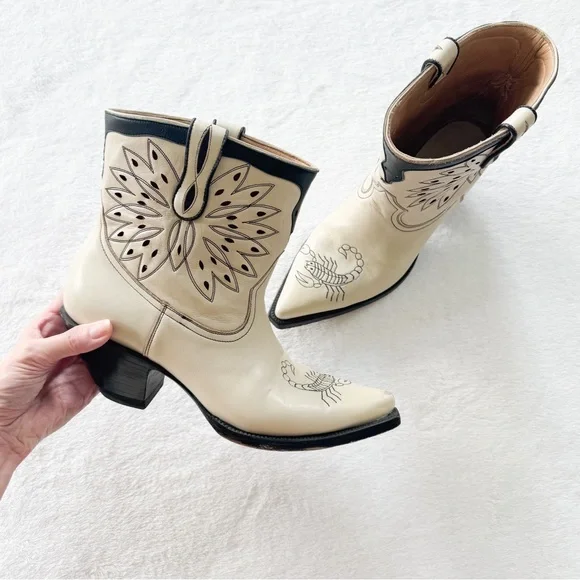 Heritage scorpion boots - Picture 1 of 9